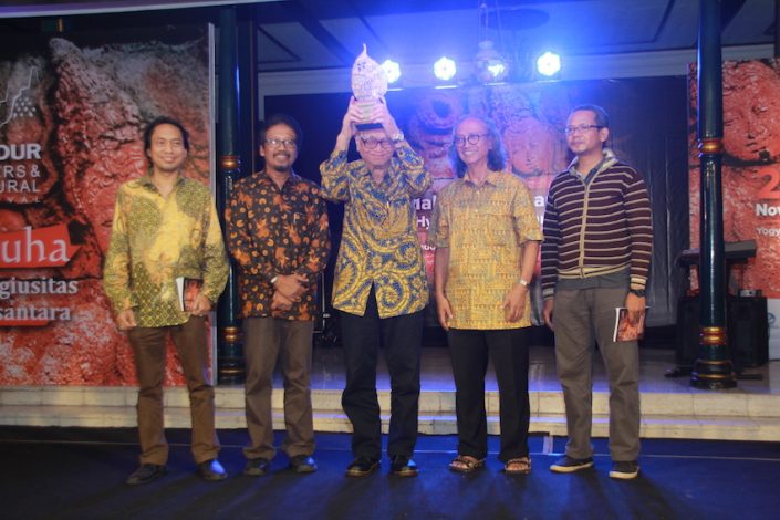 Penyerahan Sang Hyang Kamahayanikan Award