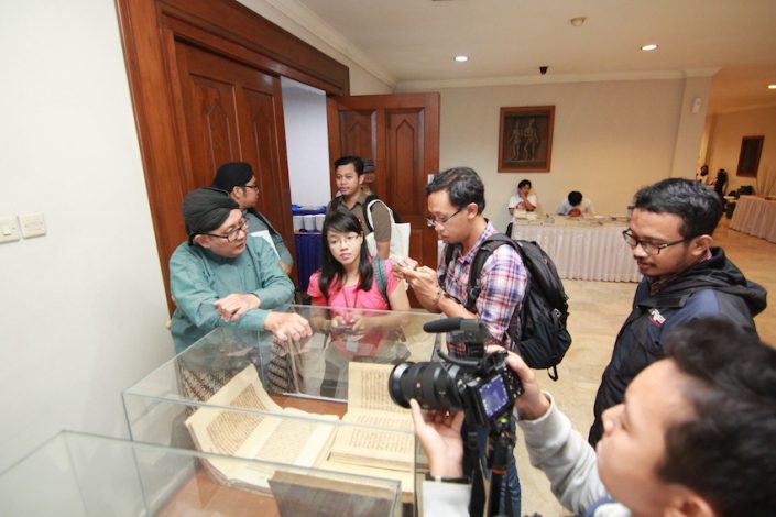 Pameran Naskah Kuno dan Lontar koleksi KRT Manu W Jayaatmaja Wangsawikrama